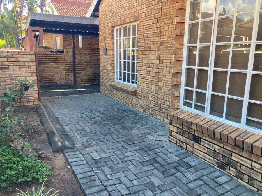 2 Bedroom Property for Sale in Bodorp North West